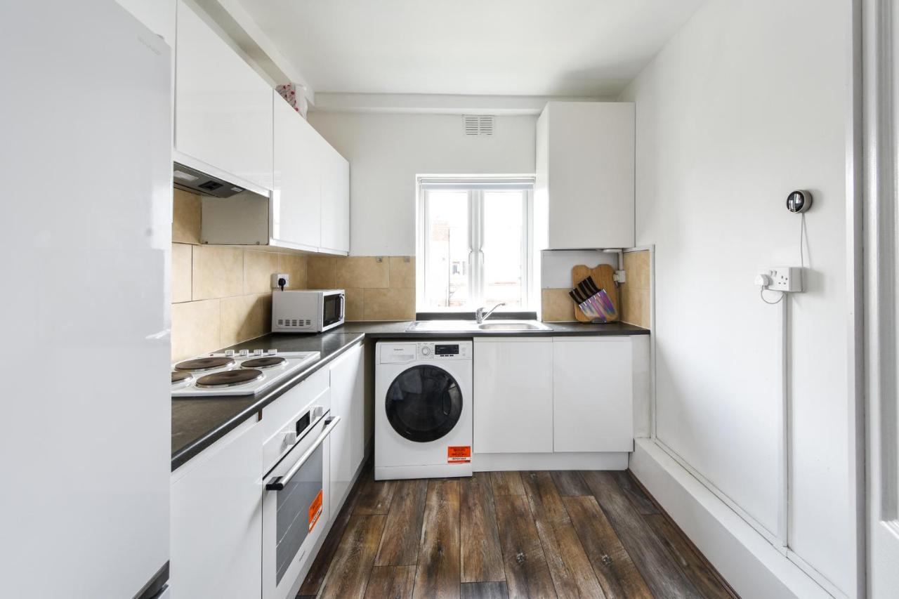 Great Spacious 2 Bedroom Flat Hendon Exterior foto